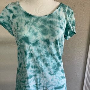 Women’s‎ size small top
